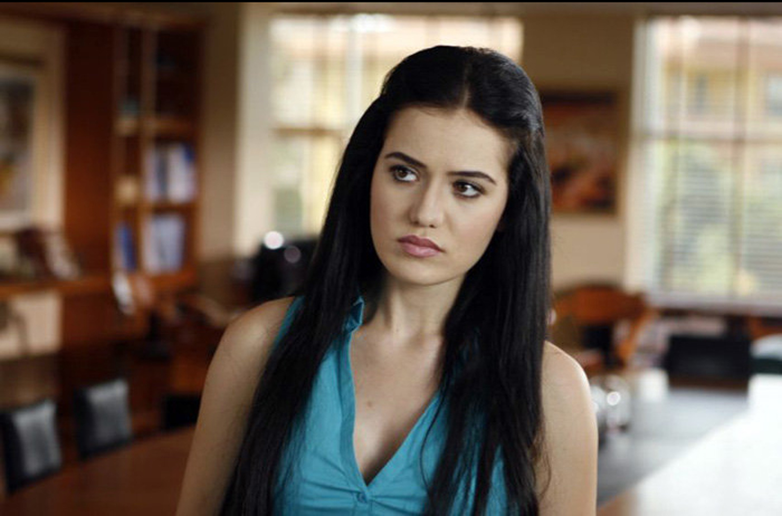 Fahriye Evcen | Güzellik Çarşısı